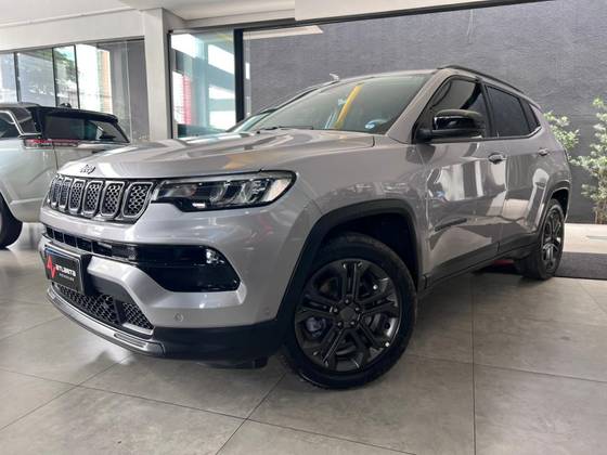 JEEP COMPASS 1.3 T270 TURBO FLEX LONGITUDE AT6